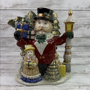 Fitz & Floyd Christmas Pitcher Victorian Carolers Holiday Omnibus 2 1/2 Qt